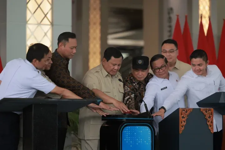 President Prabowo Outlines Ambitious Rail Projects for Sumatra and Kalimantan