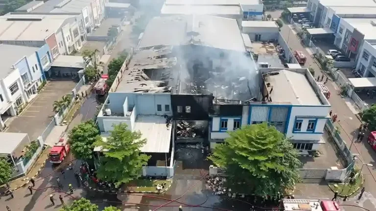 Power Bank Warehouse Suspected Cause of Taman Tekno Fire