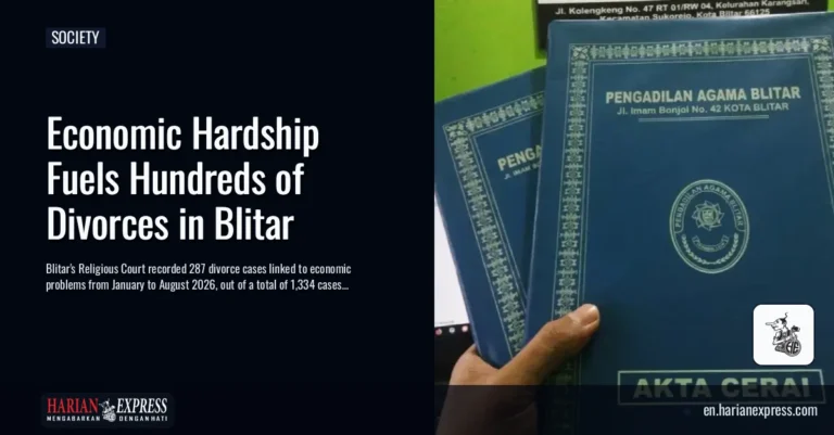 Economic Hardship Fuels Hundreds of Divorces in Blitar