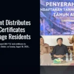 Blitar Regent Distributes PTSL Land Certificates to Jugo Village Residents
